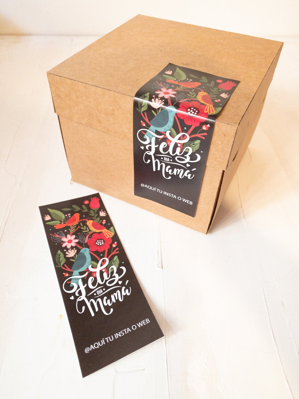 28 UNIDADES  STICKER DÍA MAMÁ - AVES