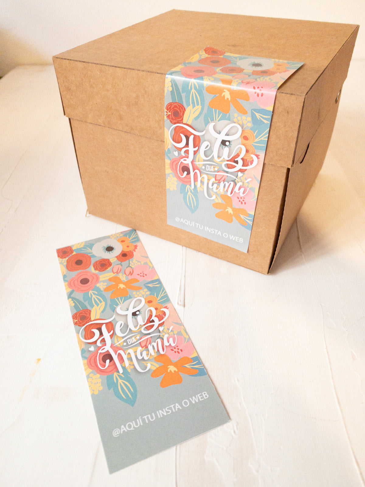 28 UNIDADES  STICKER DÍA MAMÁ - FLORES 1