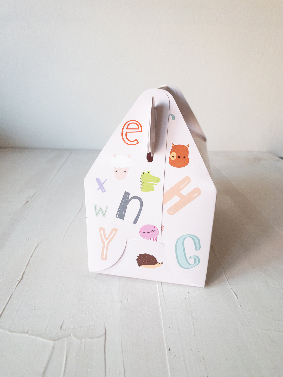 12 CAJAS ALFABETO 9,5 ALTO X 9,5 ANCHO X 17 LARGO - DETALLES PINCHANDO LA FOTO