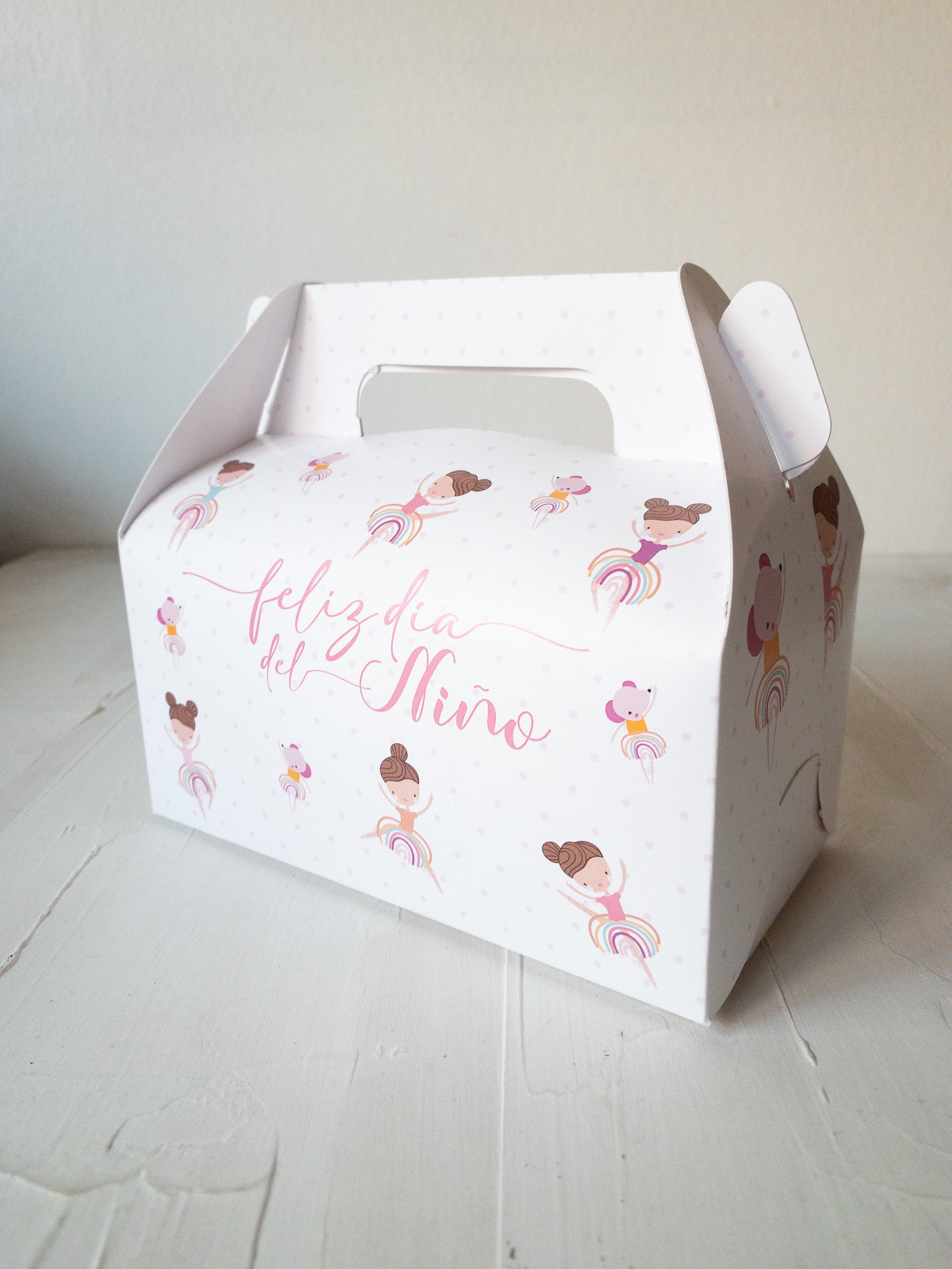 12 CAJAS BAILARINAS 9,5 ALTO X 9,5 ANCHO X 17 LARGO - DETALLES PINCHANDO LA FOTO