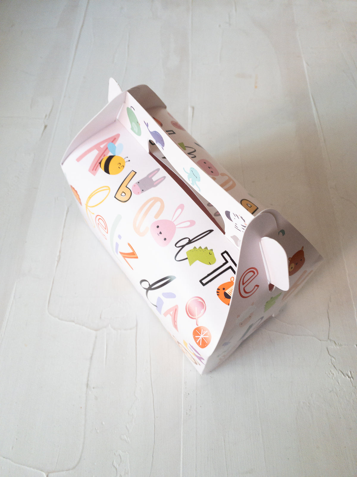 12 CAJAS ALFABETO 9,5 ALTO X 9,5 ANCHO X 17 LARGO - DETALLES PINCHANDO LA FOTO