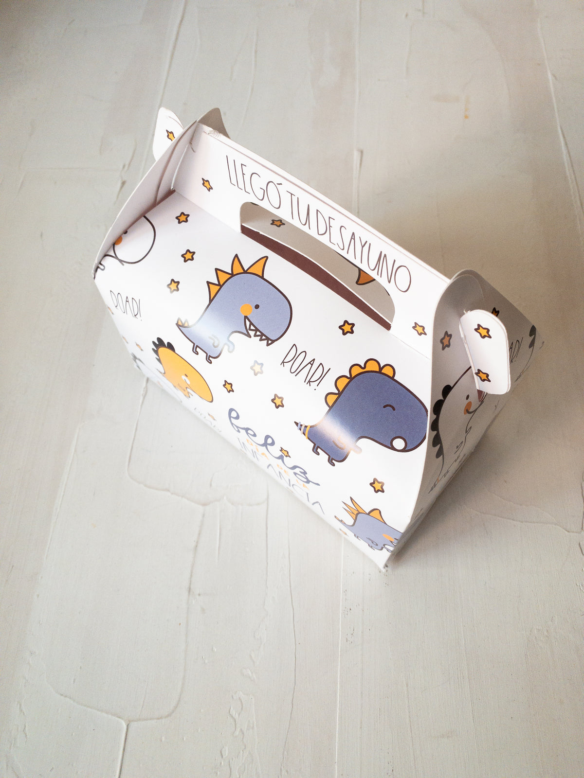 12 CAJAS FIFOFAURIO 9,5 ALTO X 9,5 ANCHO X 17 LARGO - DETALLES PINCHANDO LA FOTO