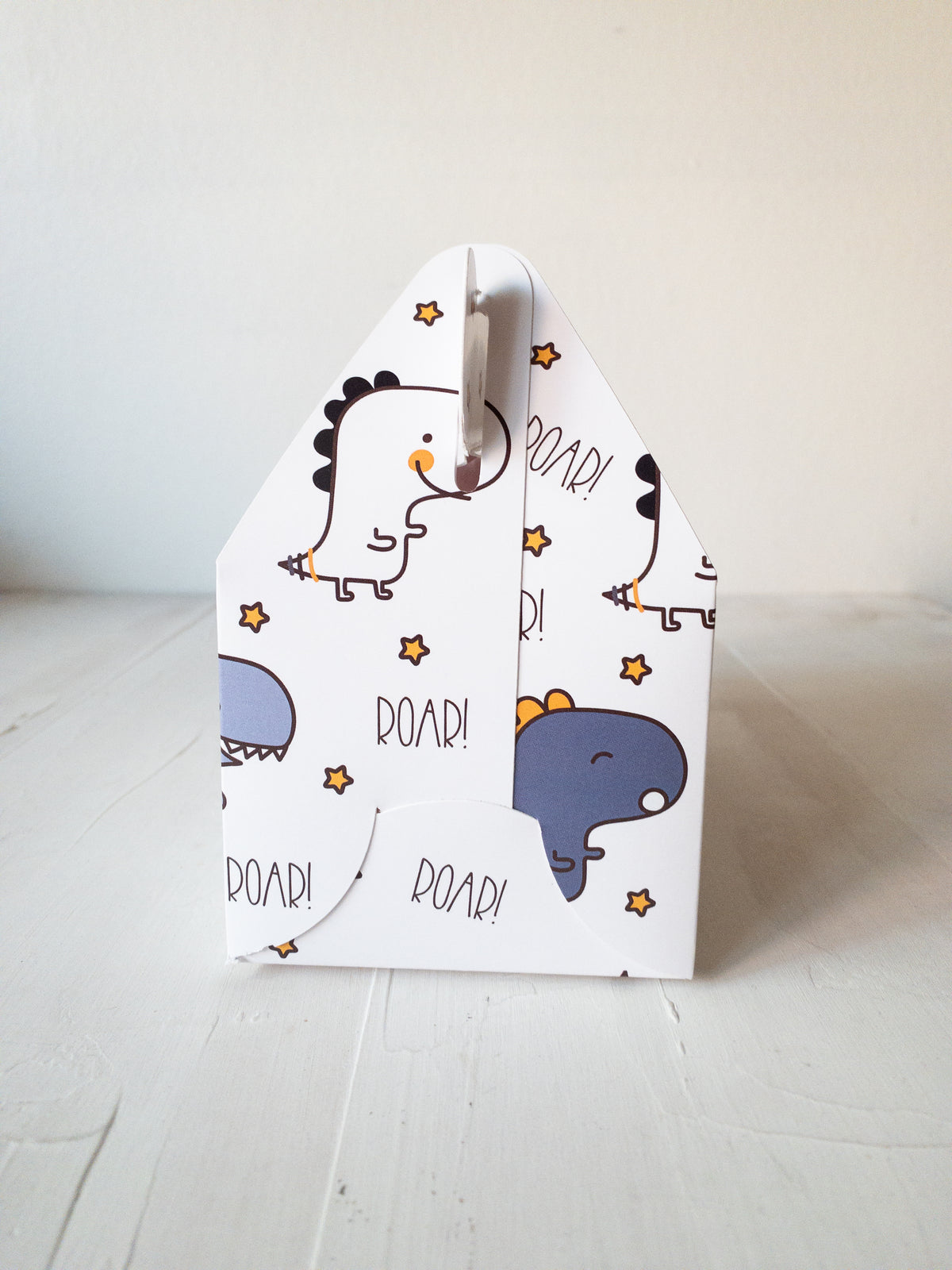 12 CAJAS FIFOFAURIO 9,5 ALTO X 9,5 ANCHO X 17 LARGO - DETALLES PINCHANDO LA FOTO