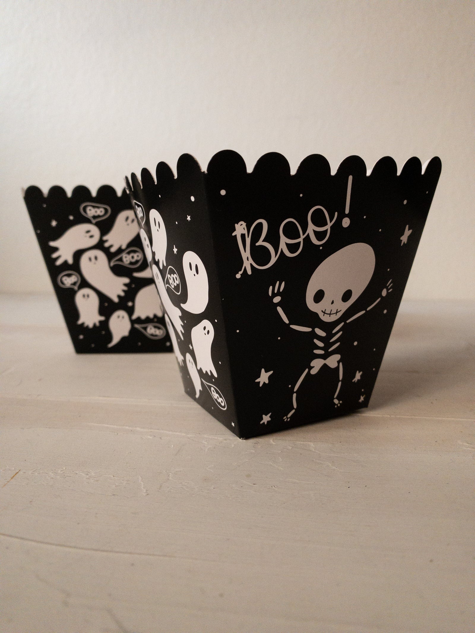 12 CAJAS BOO CUCURUCHO