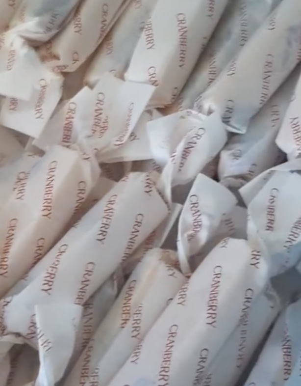 PAPEL DE CALUGAS 12X6 CMS - FONDO BLANCO - PINCHA FOTO PARA MÁS INFO