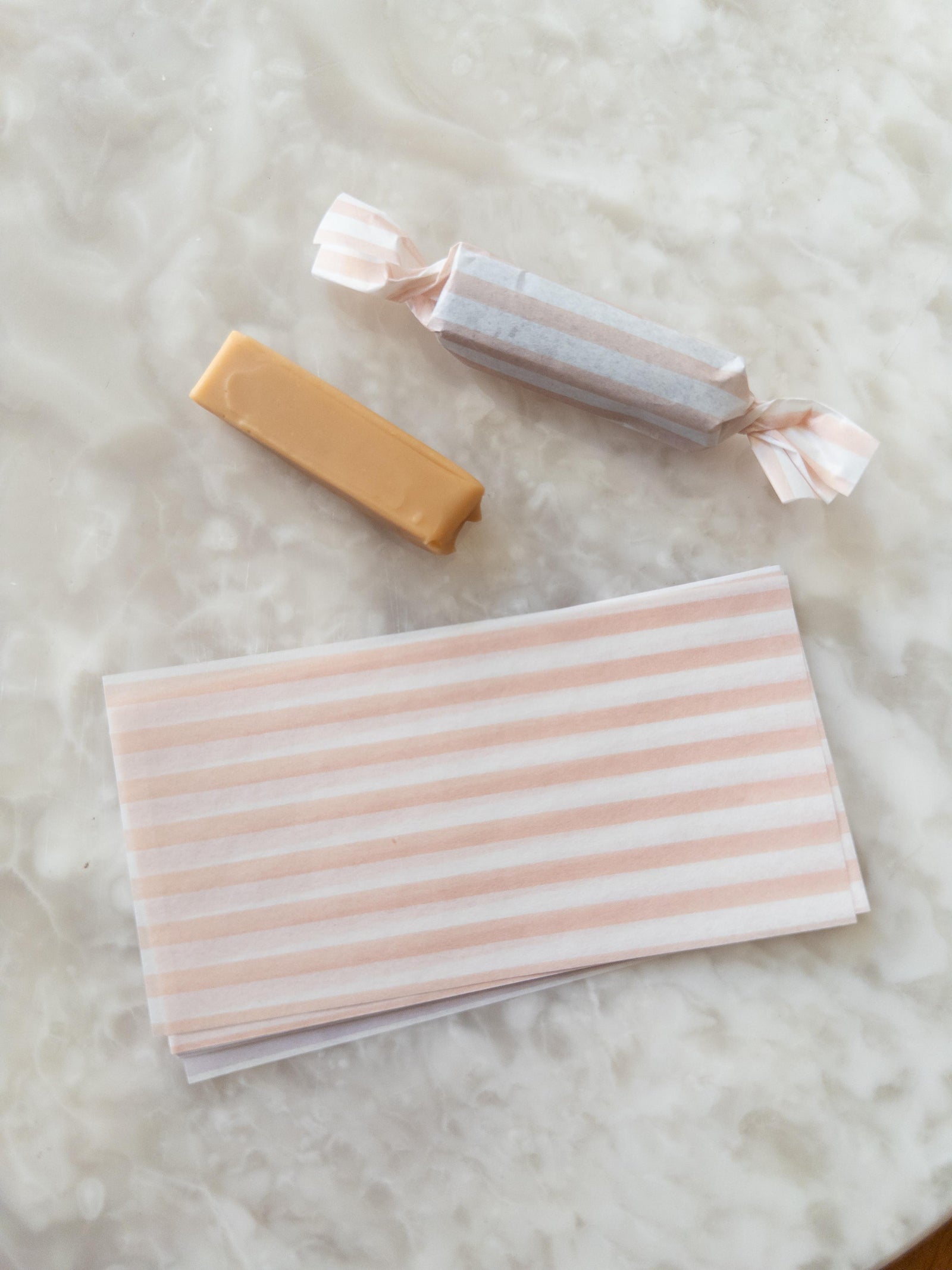 PAPEL PARA CALUGAS 12X6 CMS - LÍNEAS 1 - PINCHA FOTO PARA MÁS INFO