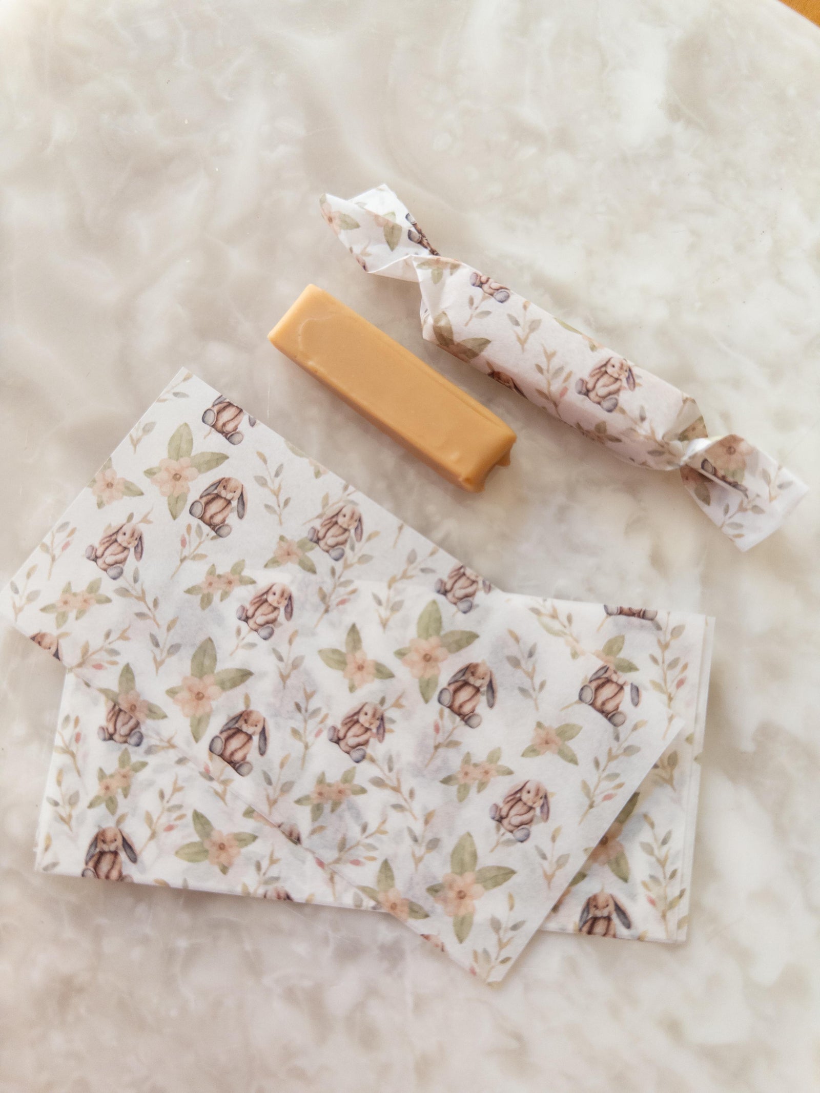 PAPEL PASCUA PARA CALUGAS 12X6 CMS - CONEJO 2 - PINCHA FOTO PARA MÁS INFO