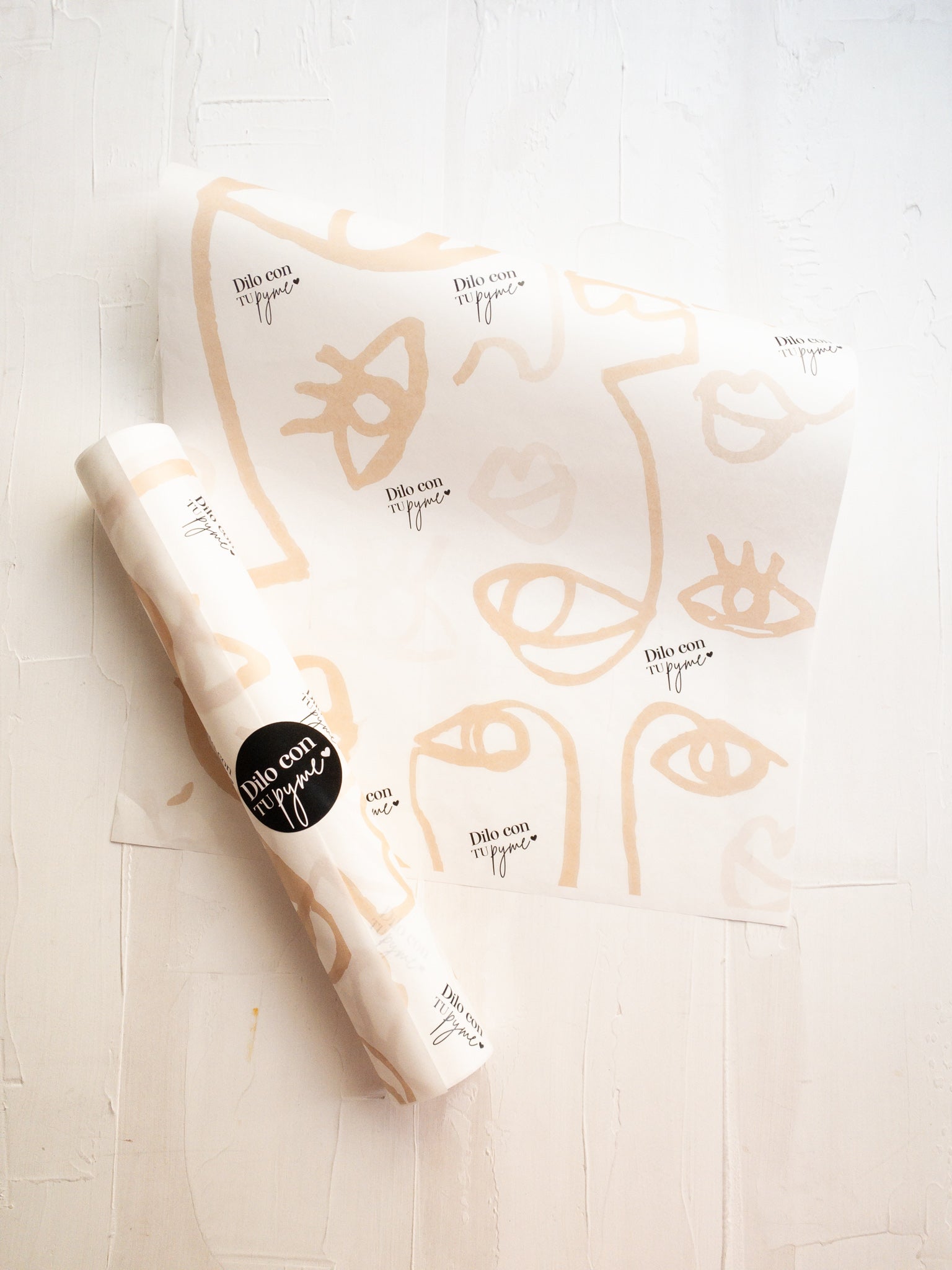 50 PAPEL MANTEQUILLA 33X50 CM - ROSTROS - CON LOGO + INFO PINCHANDO LA FOTO