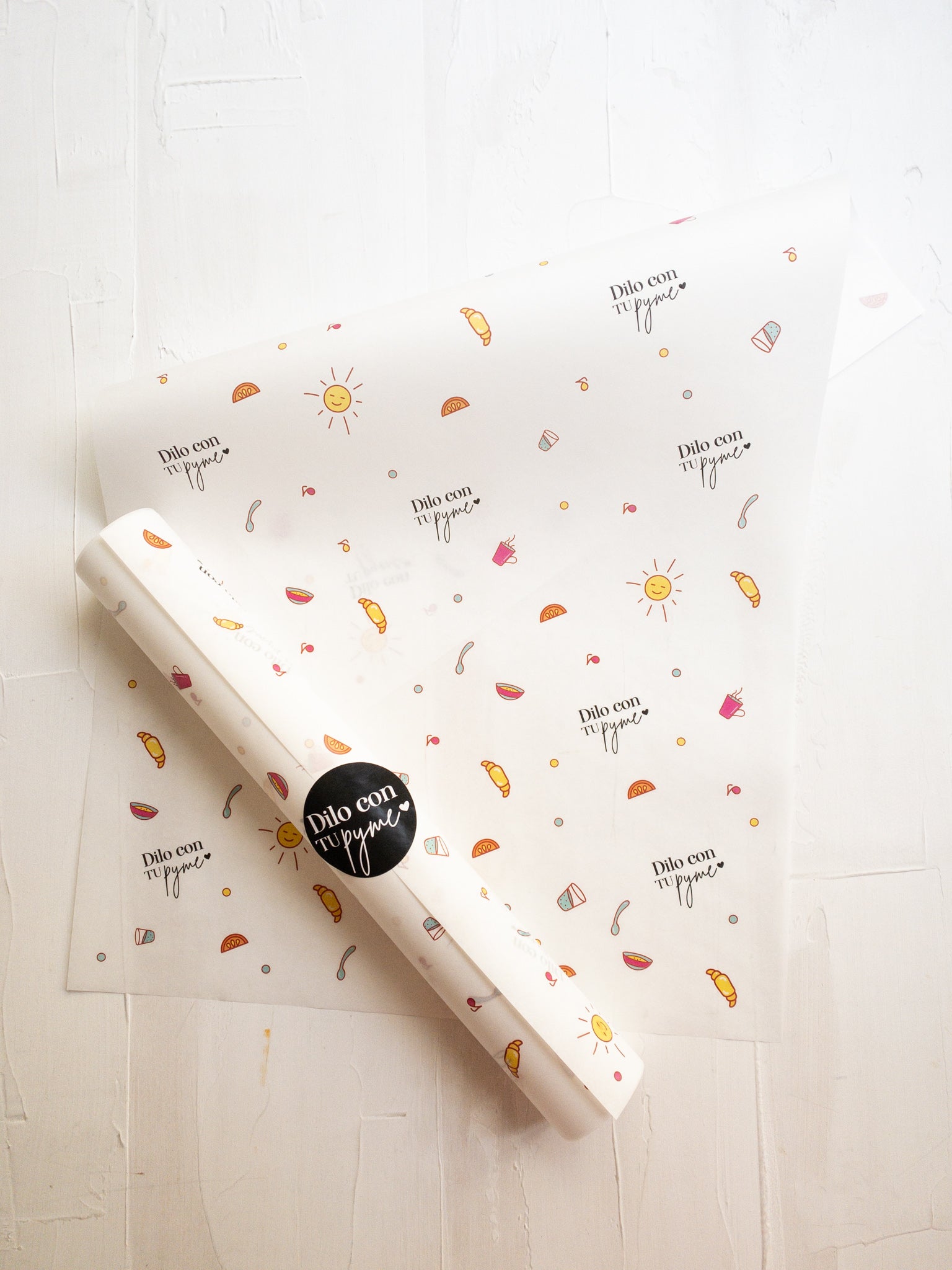 50 PAPEL MANTEQUILLA 33X50 CM - CAJITA SORPRESA - CON LOGO + INFO PINCHANDO LA FOTO