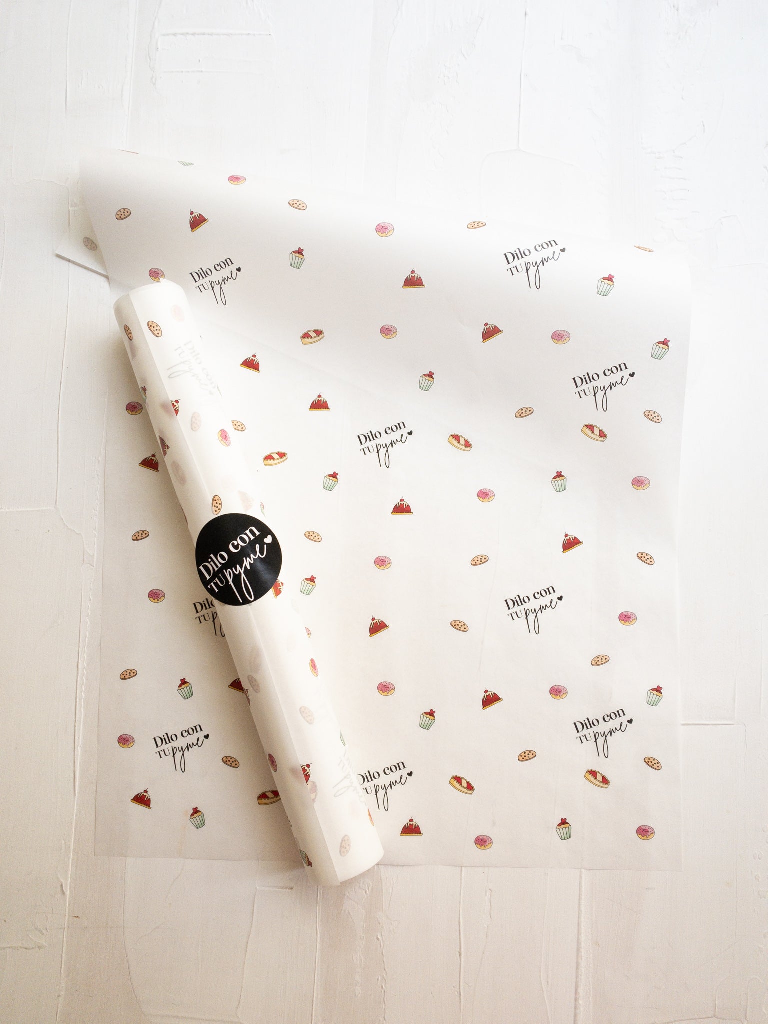 50 PAPEL MANTEQUILLA 33X50 CM - QUIÉN DIJO TARTA? - CON LOGO + INFO PINCHANDO LA FOTO