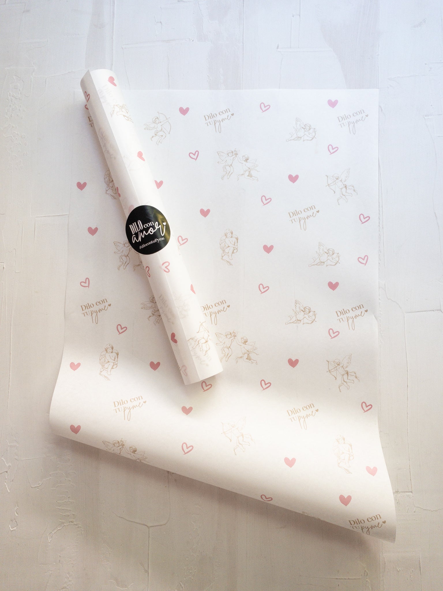 50 PAPEL MANTEQUILLA - QUERUBINES DORADOS CON CORAZÓN - CON LOGO