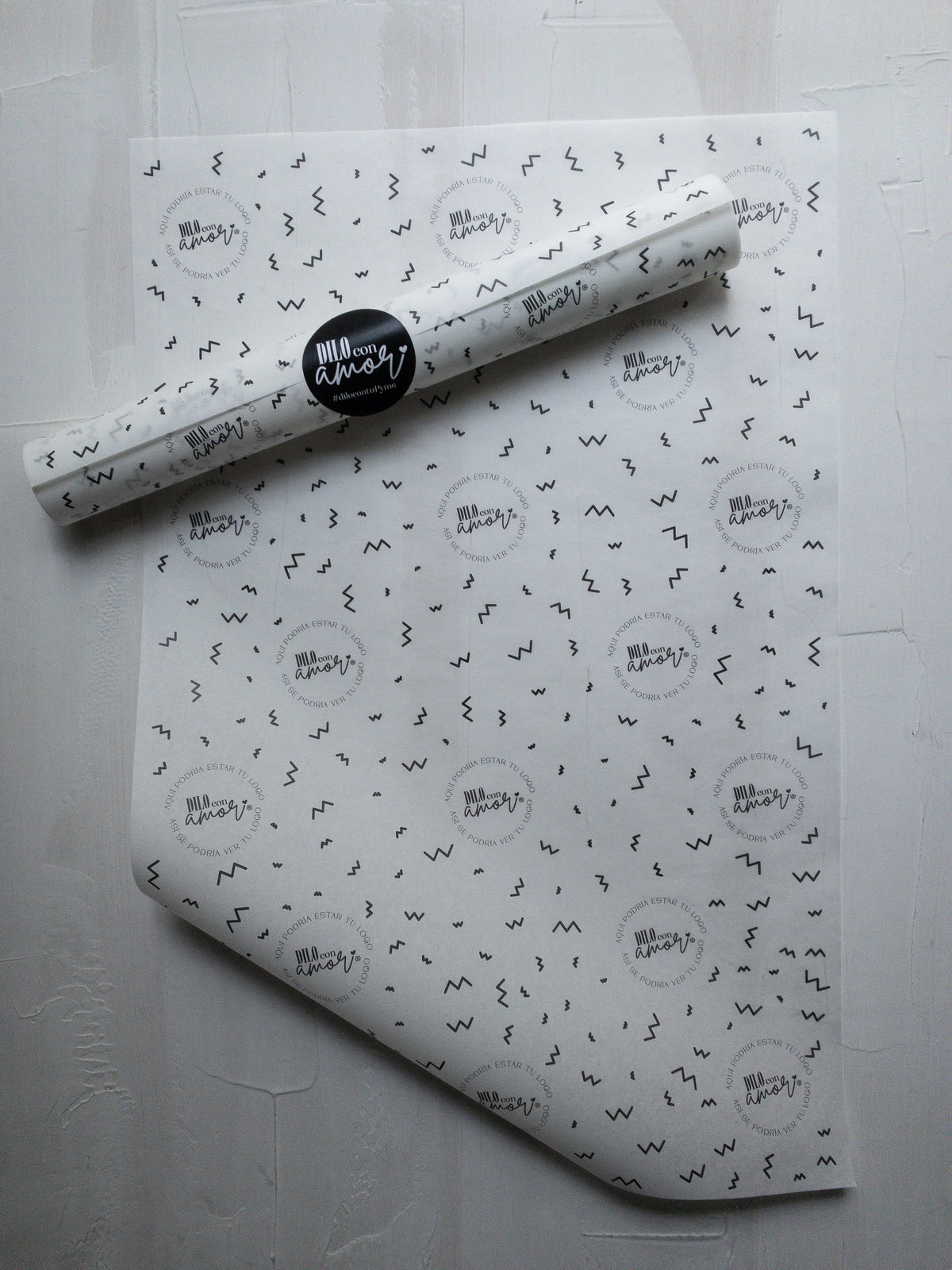 50 UNIDADES MODERNO B/N MÁS INFO PINCHA FOTO