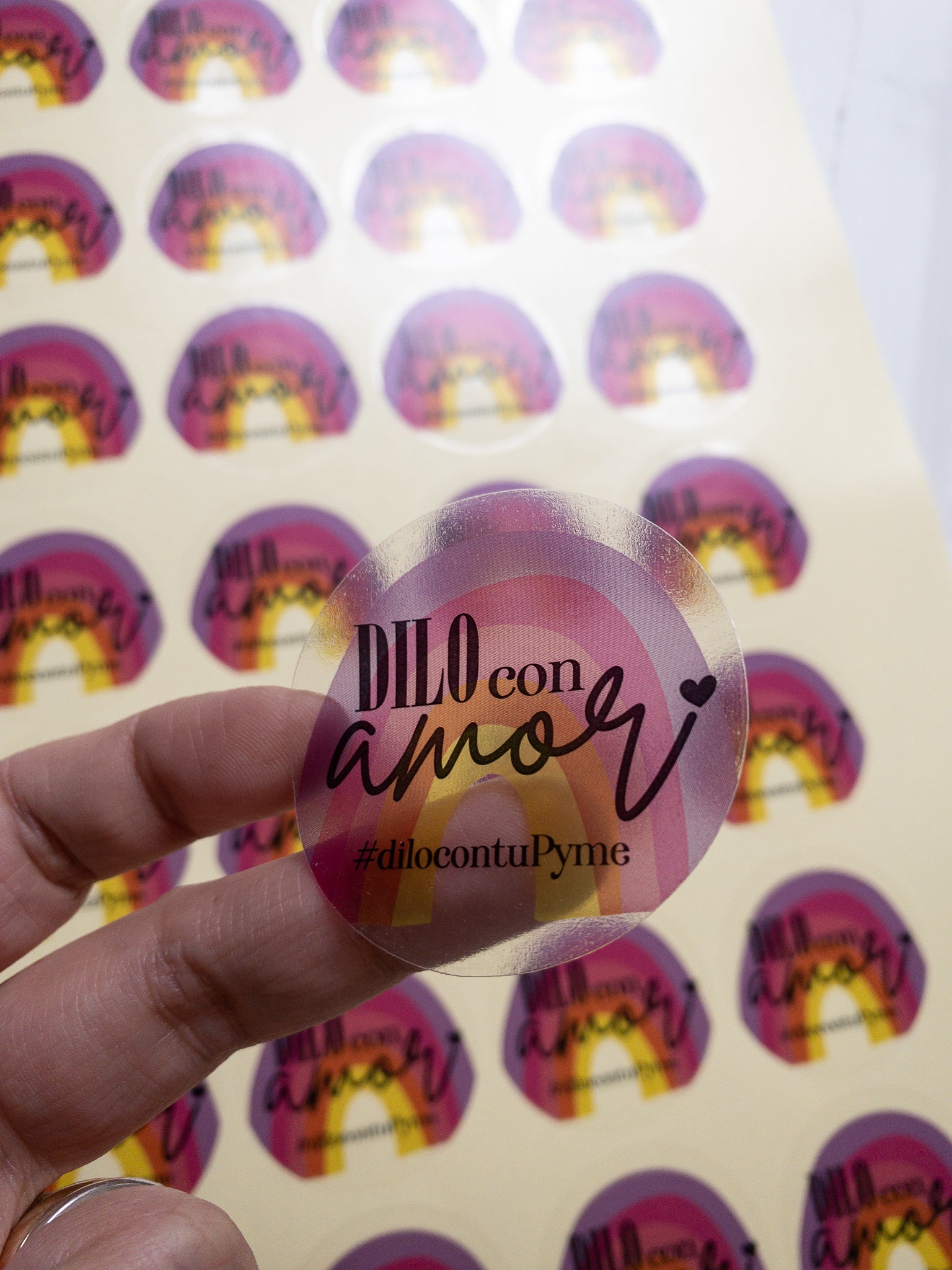 STICKER REDONDOS TRANSPARENTES