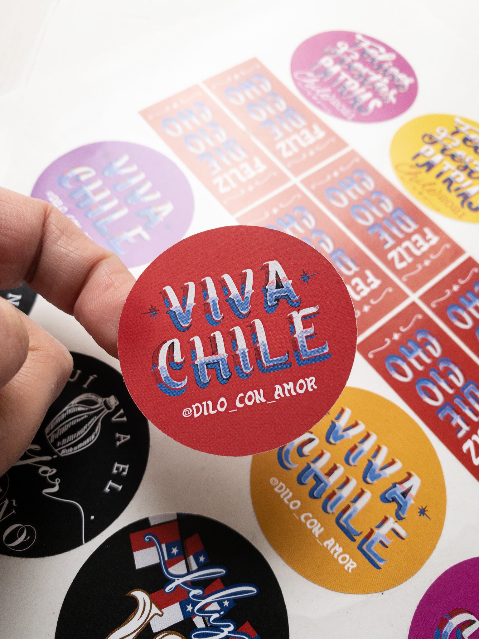 40 STICKER 5 CM -  VIVA CHILE / INGRESA EN LA FOTO PARA OPCIONES