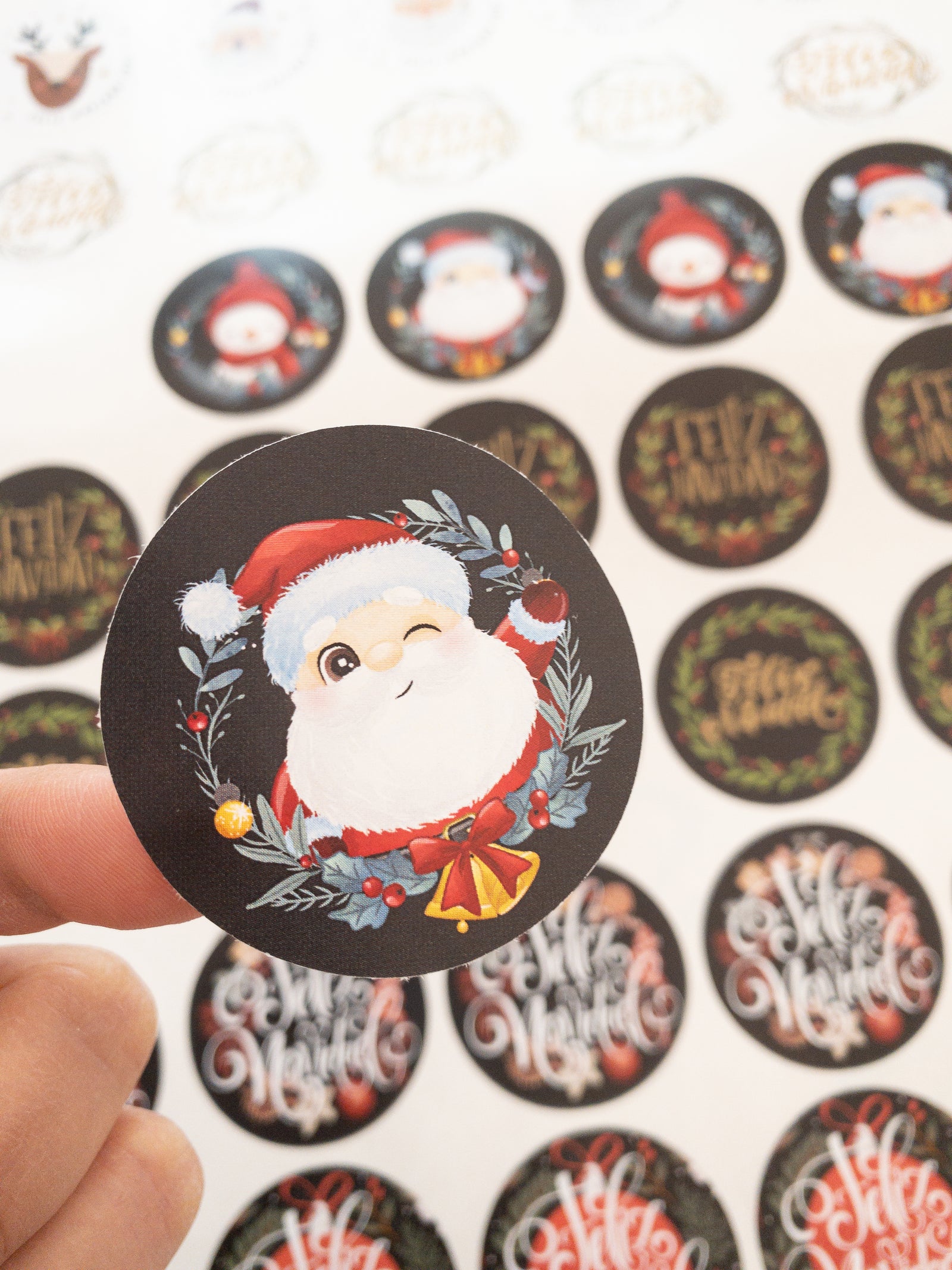 NOEL - 40 STICKER  + INFO PINCHANDO LA FOTO