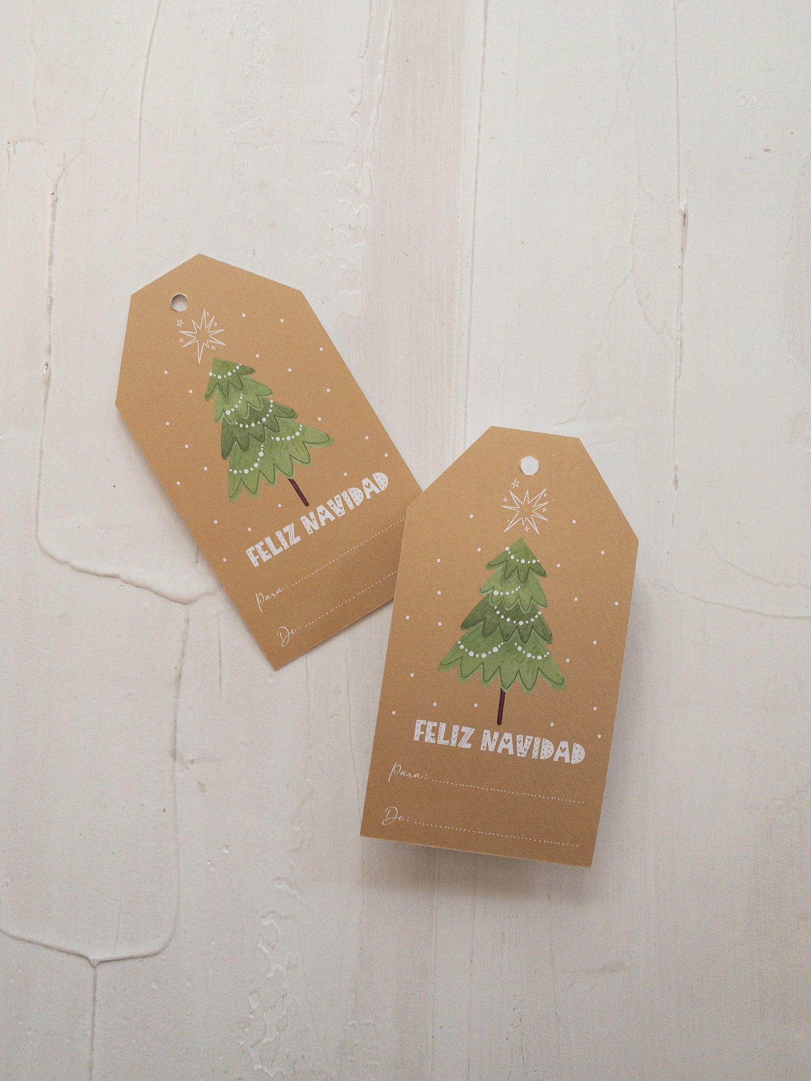 40 TAGS 6X11 CM - ARBOLITO NEVADO  / INGRESA EN LA FOTO PARA OPCIONES