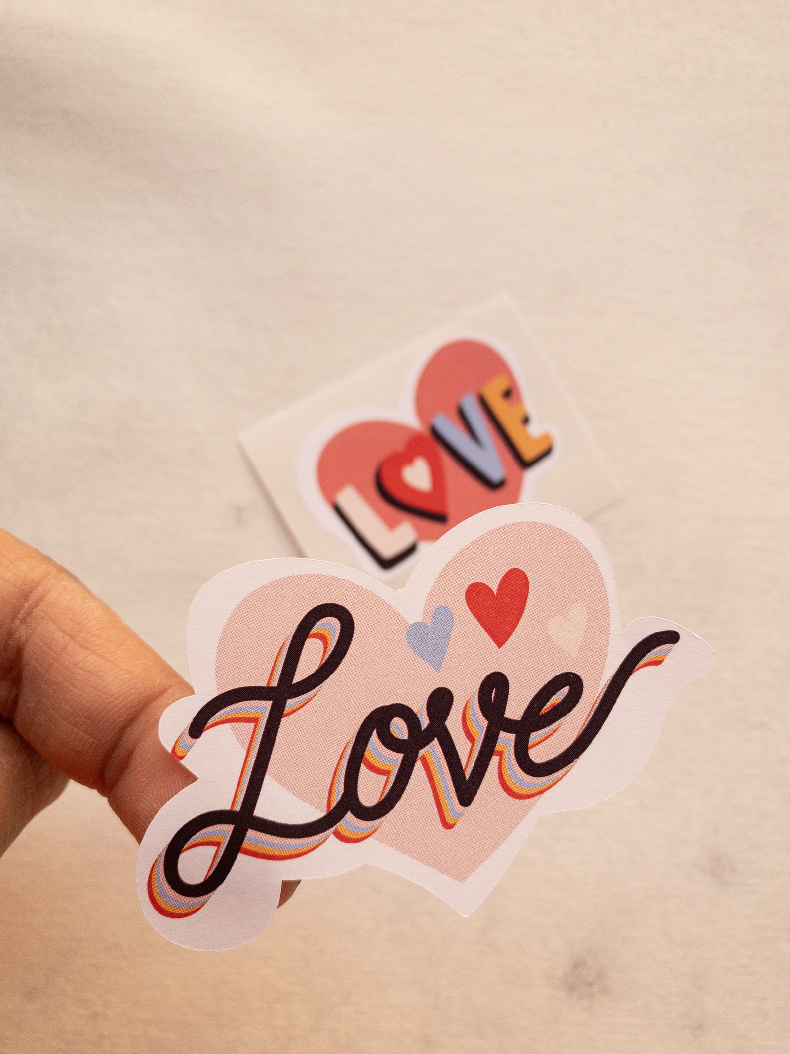 46 STICKER 5 x 4,5 cm - MIX CORAZONES LOVE - PINCHA FOTO PARA + INFO