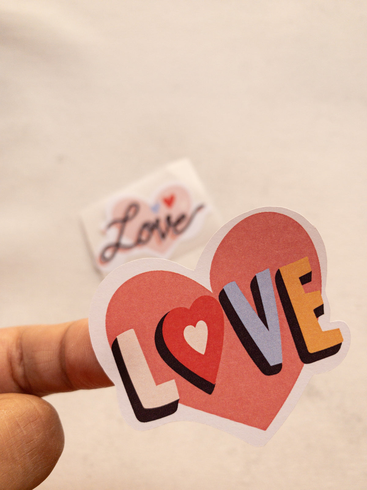 46 STICKER 5 x 4,5 cm - MIX CORAZONES LOVE - PINCHA FOTO PARA + INFO