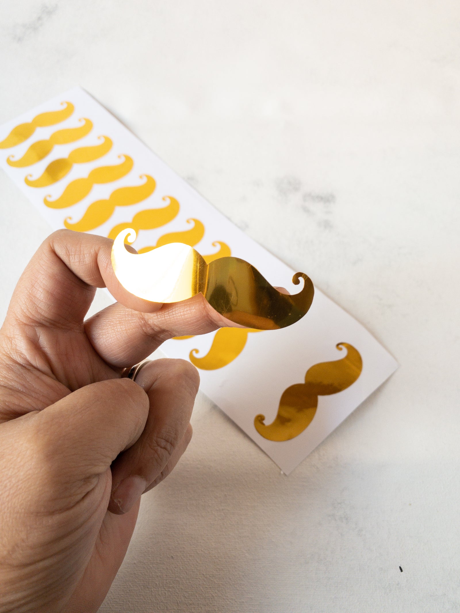 48 BIGOTES DE PAPÁ! - ADHESIVOS - MÁS INFO PINCHANDO LA FOTO