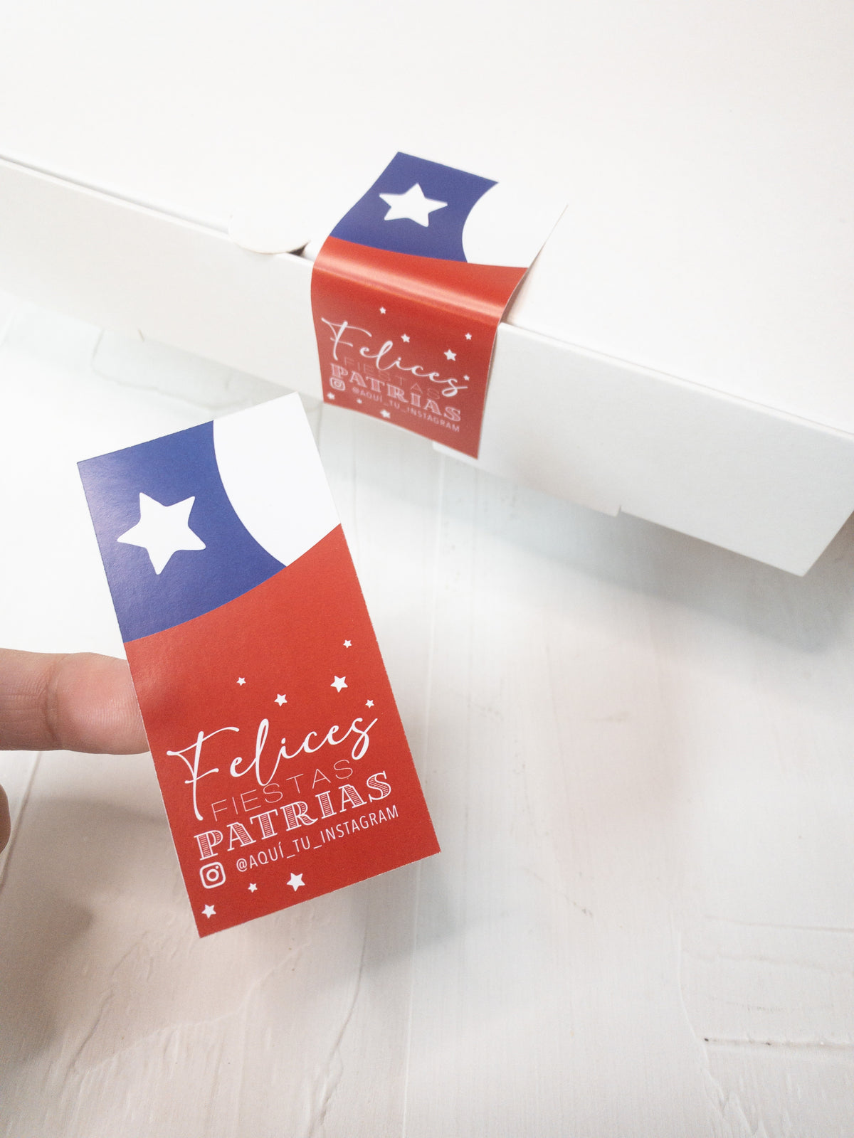 30 STICKER 4X8 CM - CIERRE CAJA 18CHERO MINI / INGRESA EN LA FOTO PARA INFO