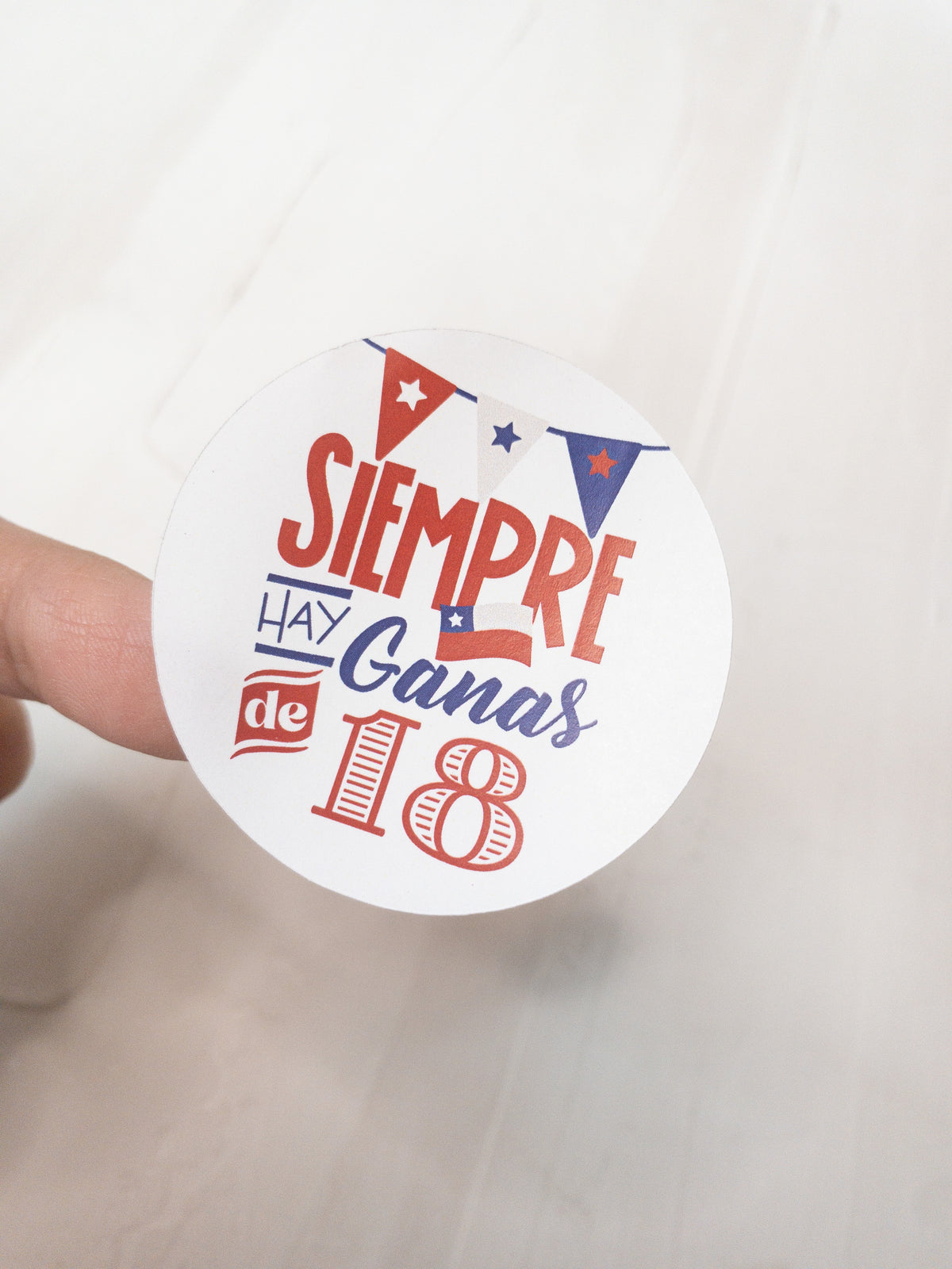 40 STICKER 5 CM - GANAS DE 18! / INGRESA EN LA FOTO PARA INFO