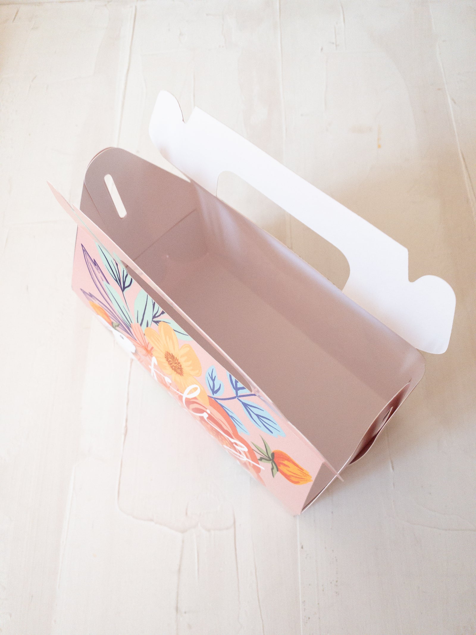 12 CAJAS CONEJO 9,5 ALTO X 9,5 ANCHO X 17 LARGO - DETALLES PINCHANDO LA FOTO