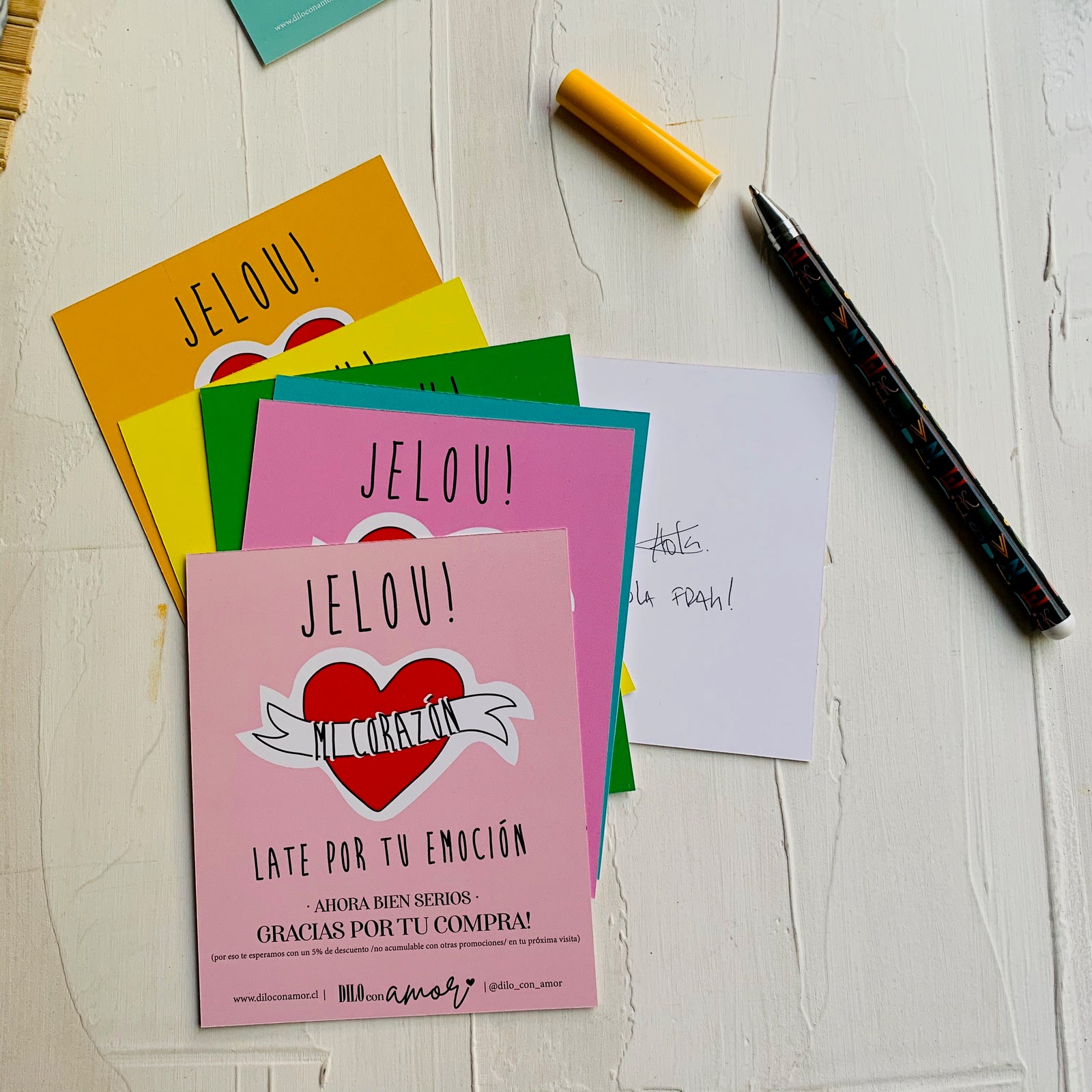 AGRADECE CON UN -JELOU-