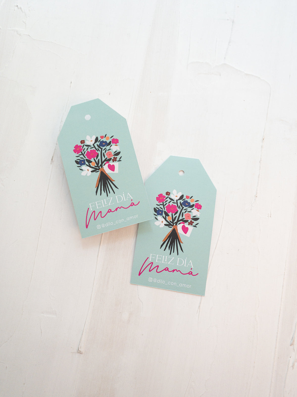 40 TAG 6X11 CM - RAMO DE  FLORES