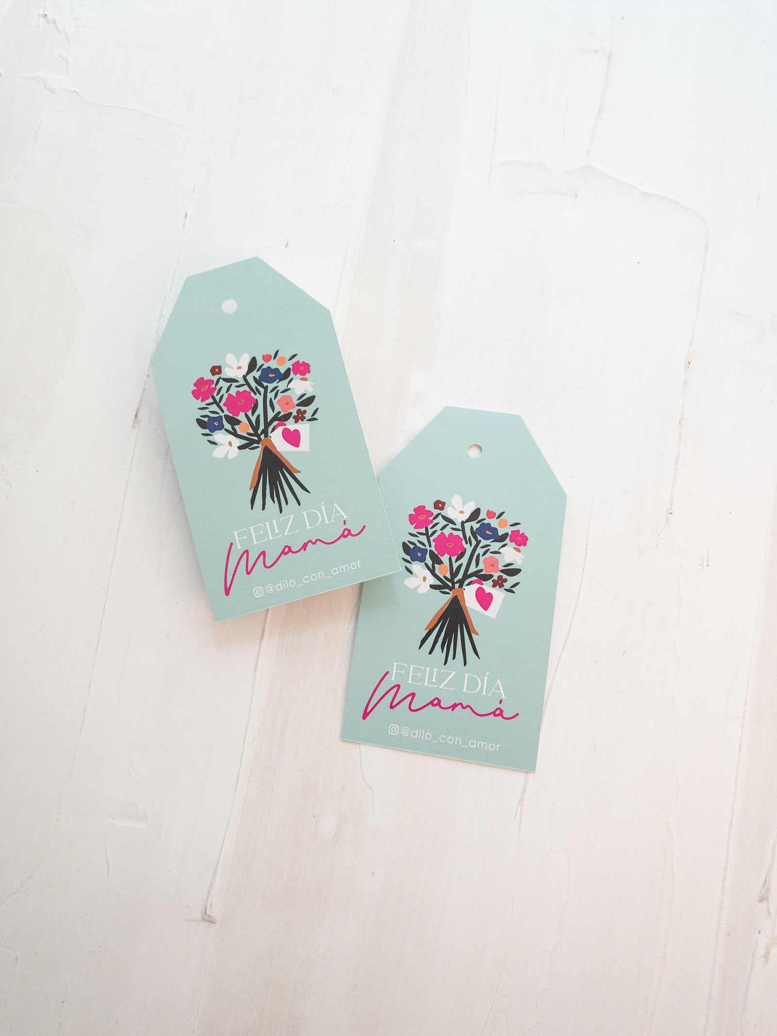 40 TAG 6X11 CM - RAMO DE  FLORES